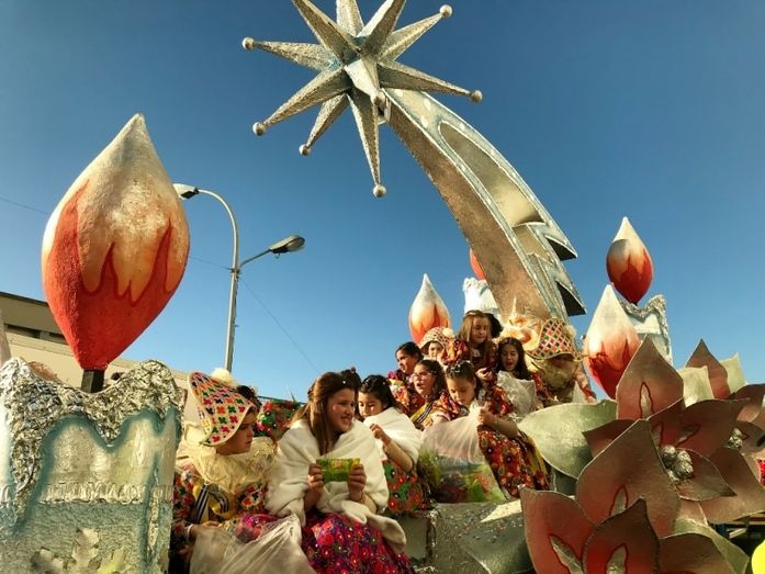 Espectacular Cabalgata de Reyes en Isla Cristina