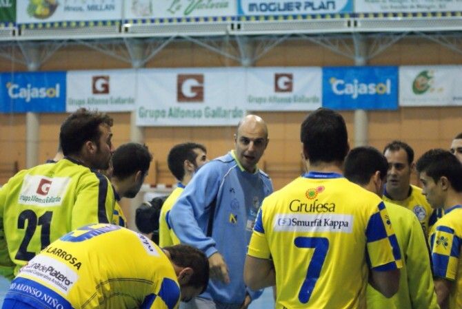 Flores: “Estamos en el mejor camino posible para el ascenso”