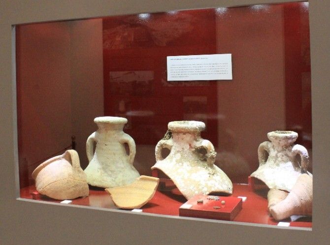 El alcalde de Ayamonte muestra su satisfacción por los hallazgos arqueológicos de la Ría del Carreras