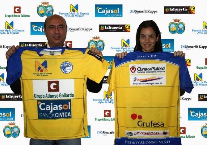 El PAN Moguer estrena la equipación del 40 aniversario