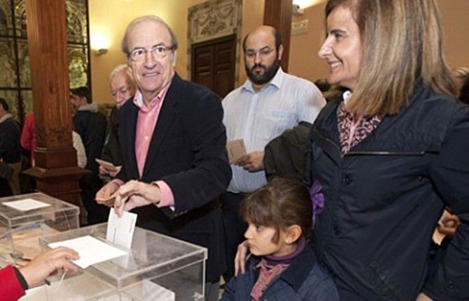 Pedro Rodríguez transmite a Báñez 'el orgullo de todos los onubenses' por su nombramiento