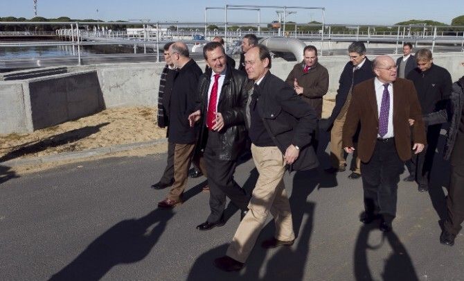 La Junta mejora el saneamiento integral en Marismas del Odiel