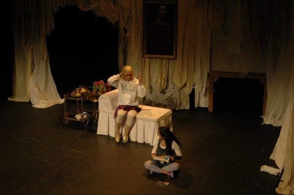 Comienza el teatro juvenil en inglés con 'The Canterville Ghost'