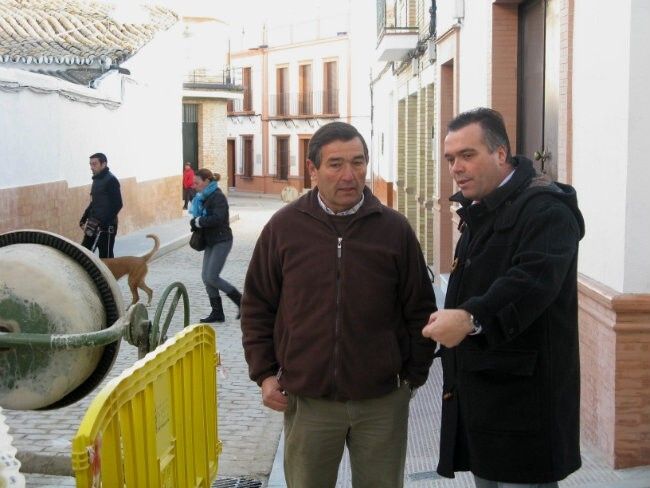 Las obras de mejora de dos calles de La Palma generan 180 empleos en La Palma