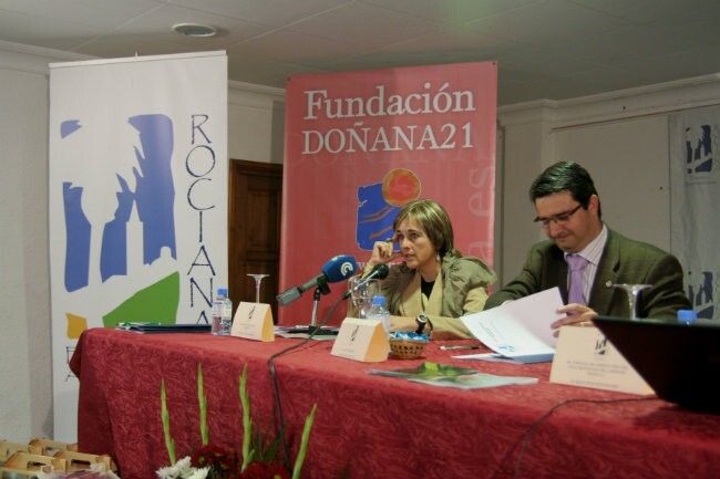 Doñana 21 presenta los contenidos de la Guía Turística de la comarca en Rociana
