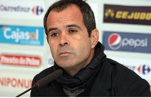 Cervera: 'Atrás estuvimos bien, pero arriba nos faltó claridad y acierto'
