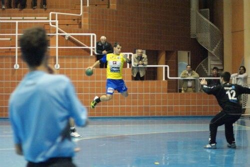 Un PAN Moguer desconocido cede un punto ante Cajasur (28-28)