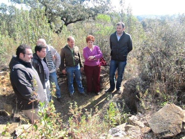 La Junta estudiará con el Ayuntamiento de Santa Bárbara la puesta en valor del yacimiento Cumbres de la Zarcita