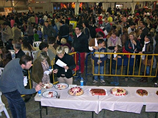 Más de 40.000 personas disfrutan de la Feria Gastronómica de Moguer