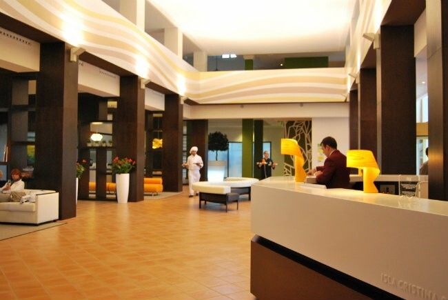 Reabre el hotel 'Isla Cristina Palace', ahora como filial de la cadena 'Sensi Mar'