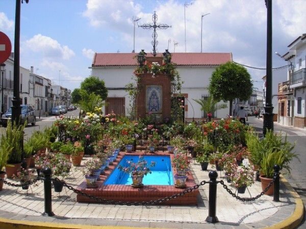 Almonte se prepara para disfrutar de su cruz de mayo