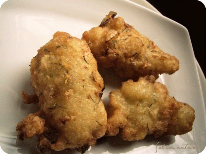 Tortillitas de bacalao de mi abuela con ognori roja