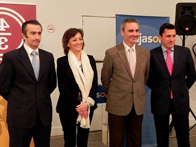 'Luces y sombras' lleva la intimidad del torero antes del paseíllo a la Sala de Exposiciones de Cajasol
