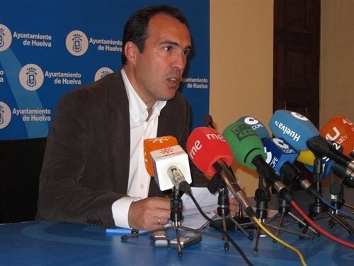El PSOE asegura que el Ayuntamiento recaudará '110 millones' con la 'subida de impuestos' del plan de ajuste