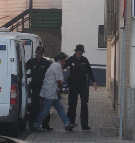 El presunto autor del doble crimen de Almonaster se acoge a su derecho a no declarar