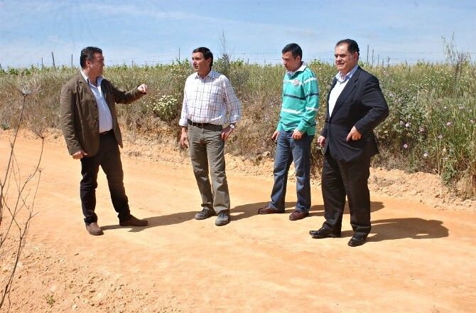 El Ayuntamiento de La Palma acomete el arreglo y renovación de las vías rurales