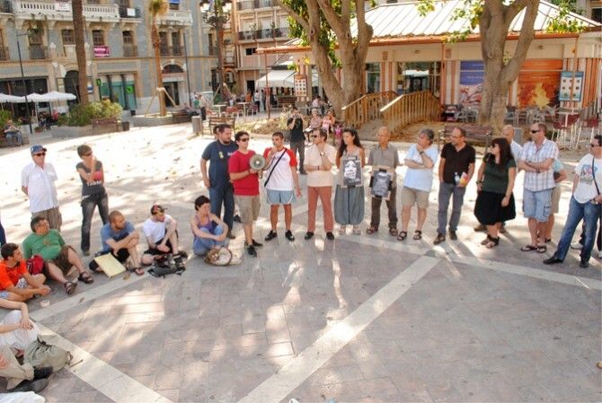 Un 15-M para la 'reflexión y el debate'