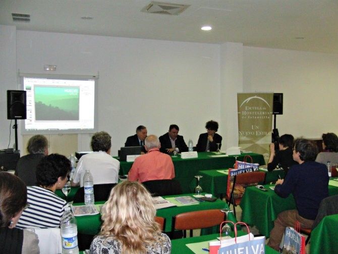 El delegado de Empleo defiende la formación en hostelería sostenible como futuro del turismo en la provincia
