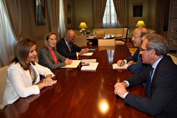 Fomento se compromete a iniciar la redacción de los proyectos de ejecución de los 96 kilómetros de AVE a Sevilla