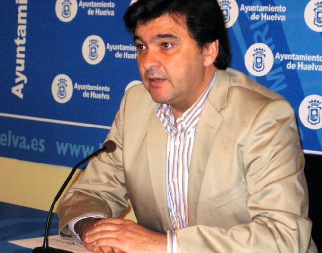 El PSOE cree que el plan de ajuste en la capital “está enterrado antes de su aplicación”