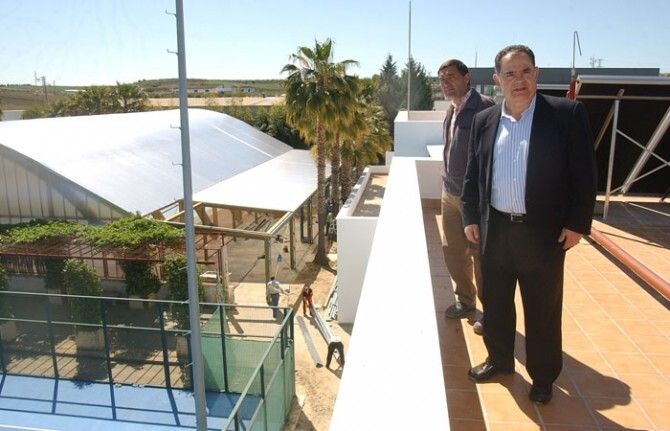 Los palmerinos disfrutarán a partir de este viernes de la nueva piscina cubierta climatizada