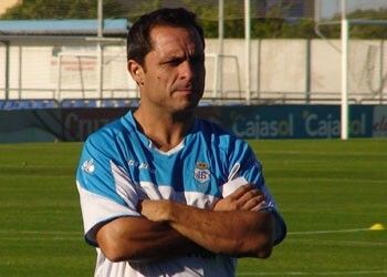 Sergi Barjuan ya manda en el Decano