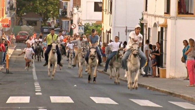 Buen ambiente en las Fiestas del Banderín en Ayamonte