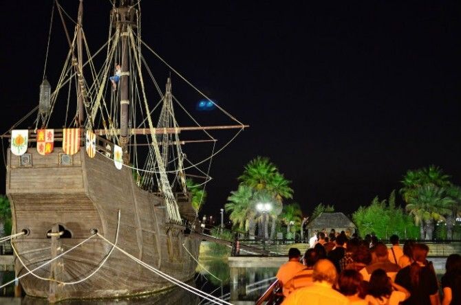 Este miércoles vuelve al Muelle de las Carabelas la actividad nocturna 'Las estrellas de Colón'