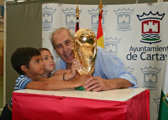 Los cartayeros disfrutan durante toda la jornada de la Copa del Mundo de Fútbol