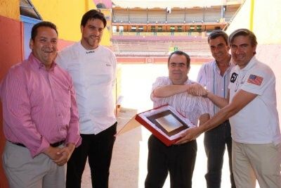Los hosteleros de Huelva agradecen a La Merced el impulso de los toros a la economía general de la provincia