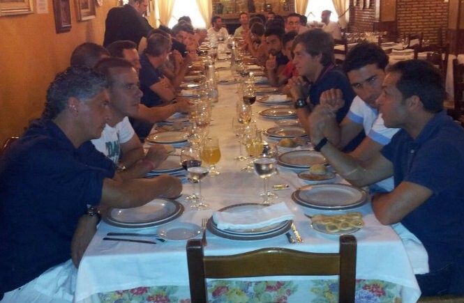 Almuerzo de conjura en el Decano