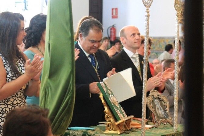 La Hermandad de la Virgen del Valle solicita al alcalde de La Palma incluir en su escudo el título de Mariana Ciudad