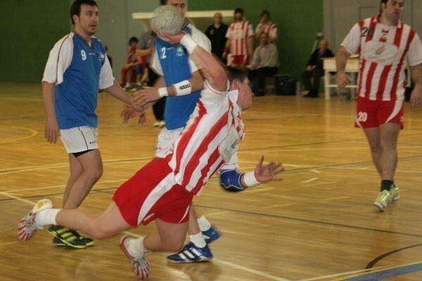 Zalozny, primera línea con visión de juego y espíritu de lucha para el PAN Moguer