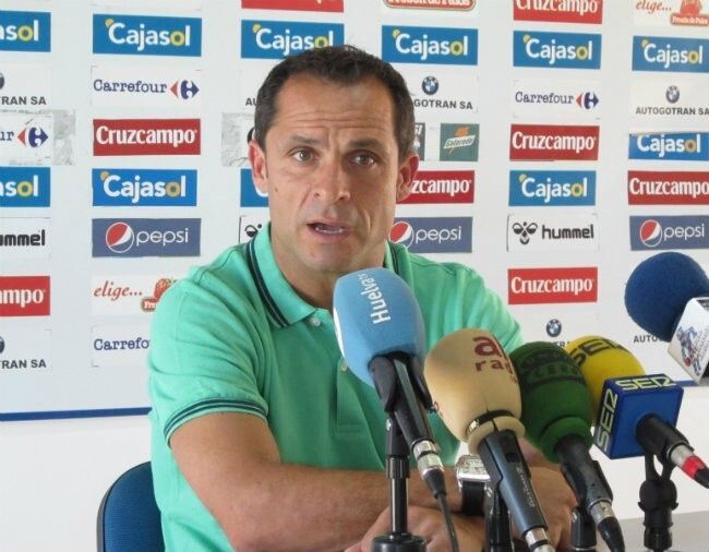 Sergi Barjuan: 'Pawel dentro del área sabe estar en el momento justo”