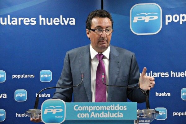 El PP pide al PSOE que “arrime el hombro” y le emplaza a un acuerdo con los agentes sociales para el desarrollo de Huelva