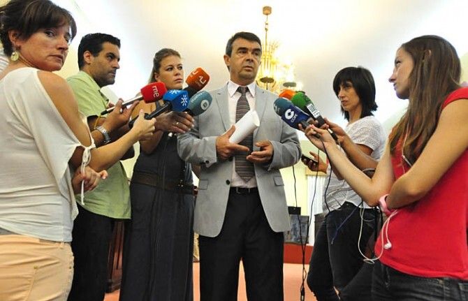 La Diputación rechaza la creación del fondo para pagar nóminas en los ayuntamientos arruinados