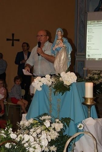 Los Maristas de Huelva procesionan a la Buena Madre por primera vez en todo el mundo