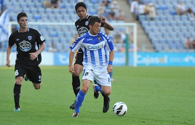 Recre, Villarreal y Elche, únicos con pleno en casa