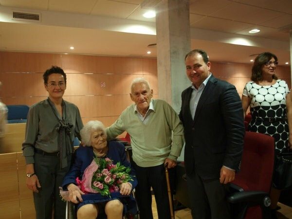 Aljaraque rinde homenaje a los mayores del municipio