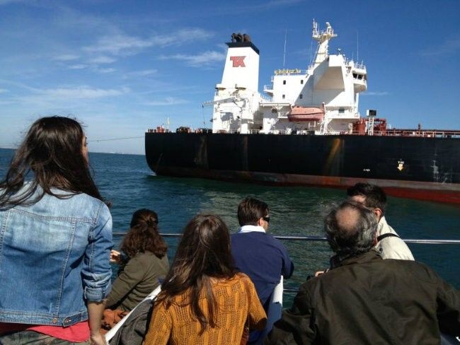 Cepsa recibe en su refinería de Huelva un volumen de descarga de 700.000 toneladas de crudo al mes