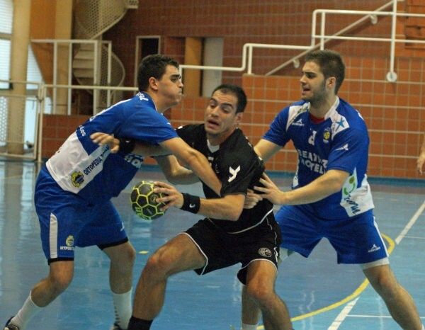 El PAN Moguer domina a Amibal Toledo para reencontrarse con el triunfo (30-26)