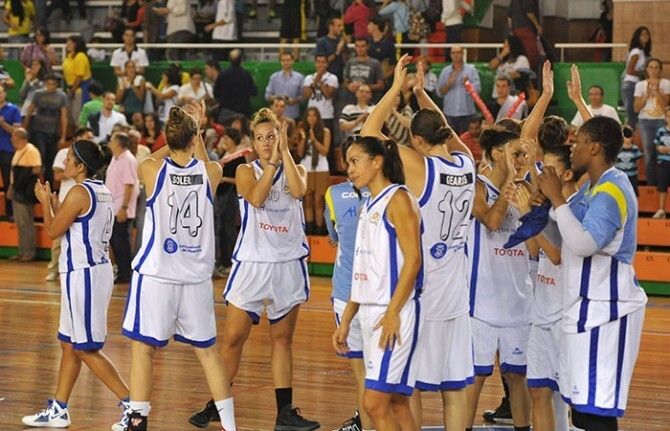 El Conquero ya sabe lo que es ganar tras su sufrida victoria ante Hondarribia-Irún (68-69)