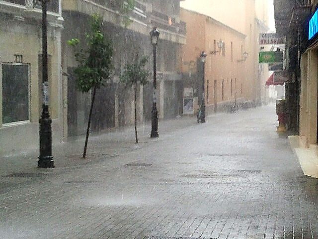 La lluvia provoca inundaciones en distintos puntos de la provincia