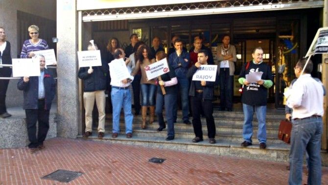 CSI-F se encierra en la Agencia Tributaria como protesta a las políticas de recorte del Gobierno central