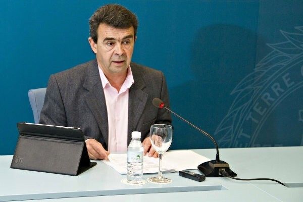 Martín: 'Las nuevas contrataciones en Aljaraque responden a la política fraudulenta del PP'