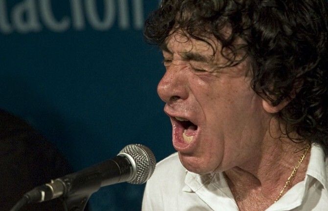 'El Pecas' derrama su genio flamenco en el Hotel París