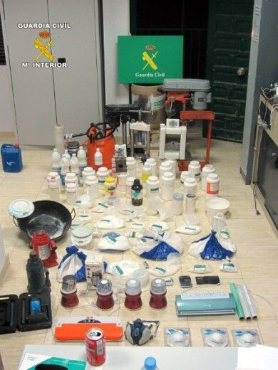La Guardia Civil detiene a 19 personas y desmantela un laboratorio de obtención y distribución de cocaína