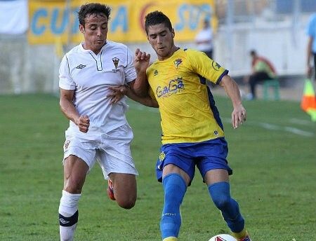 Santana: 'No puedo garantizar que Álvaro González siga con nosotros'