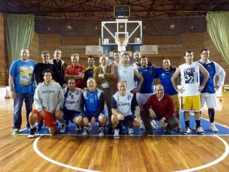 Los técnicos del Conquero ganan a la prensa (45-33)