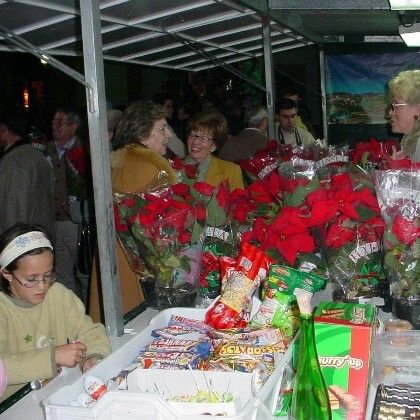 El tradicional mercadillo impregna de Navidad La Palma